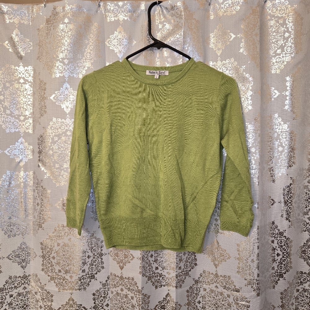 Green Women's Crew Neck Sweater